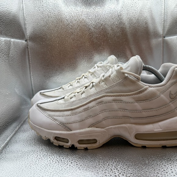 Size 10.5 Nike Air Max 95 Triple White Whiteout Mens Athletic Shoes CT1268-100 main image 5